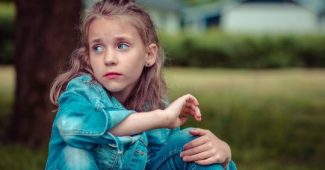How do you help a child who feels rejected? 7 useful tips